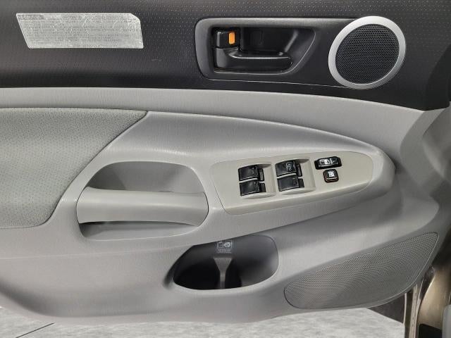 2011 Toyota Tacoma Pickup 4D 5 ft