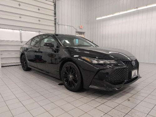 2022 Toyota Avalon XSE Nightshade Hybrid