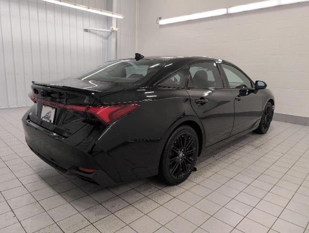 2022 Toyota Avalon XSE Nightshade Hybrid