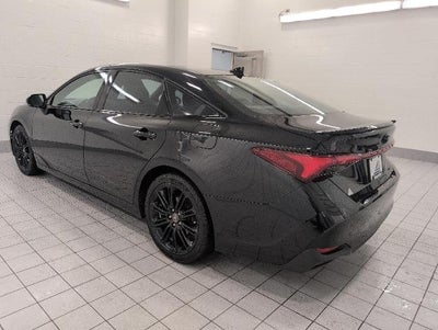2022 Toyota Avalon XSE Nightshade Hybrid