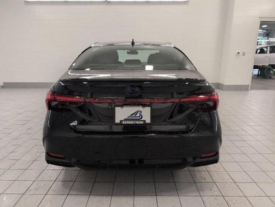 2022 Toyota Avalon XSE Nightshade Hybrid