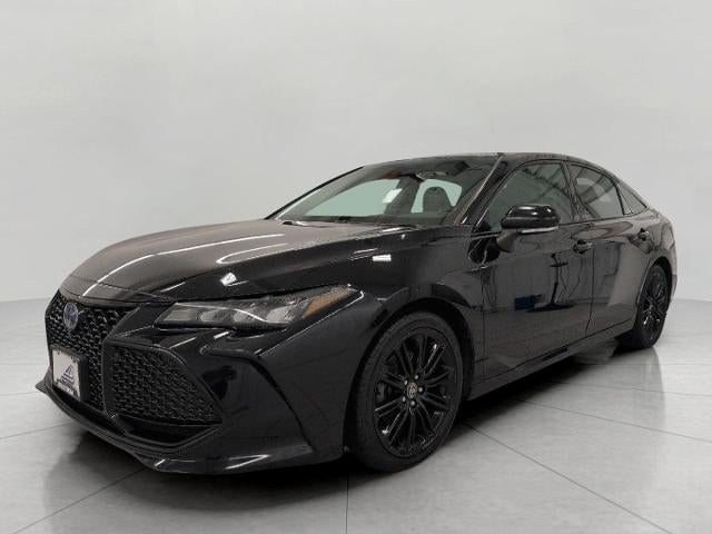 2022 Toyota Avalon XSE Nightshade Hybrid