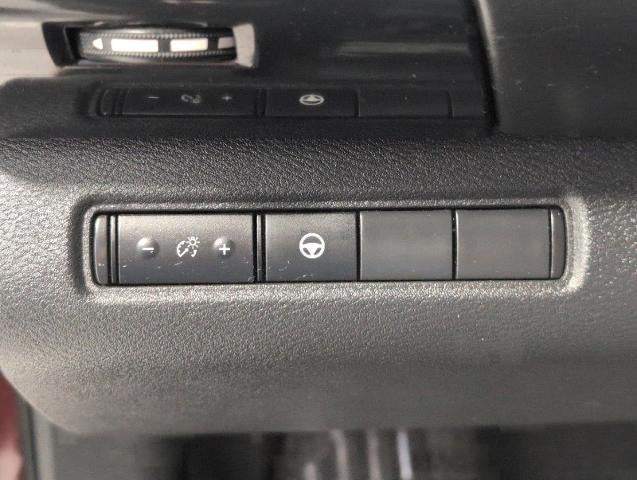 2022 Nissan Pathfinder SV 4WD