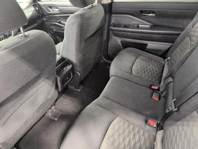 2022 Nissan Pathfinder SV 4WD