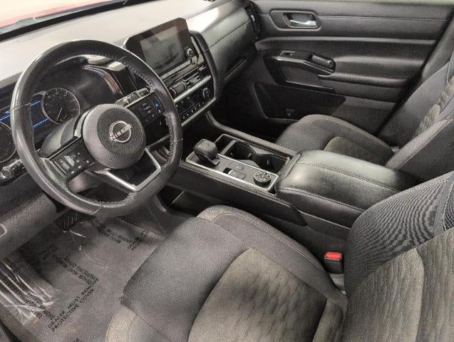 2022 Nissan Pathfinder SV 4WD
