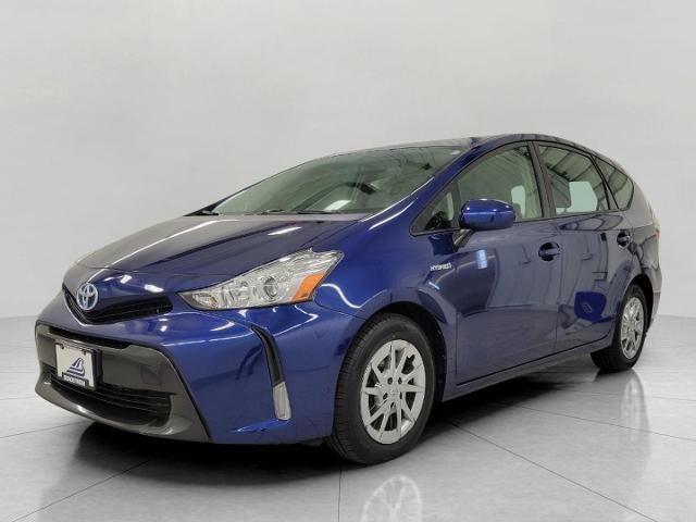 2016 Toyota Prius v Three