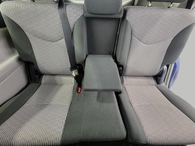 2016 Toyota Prius v Three